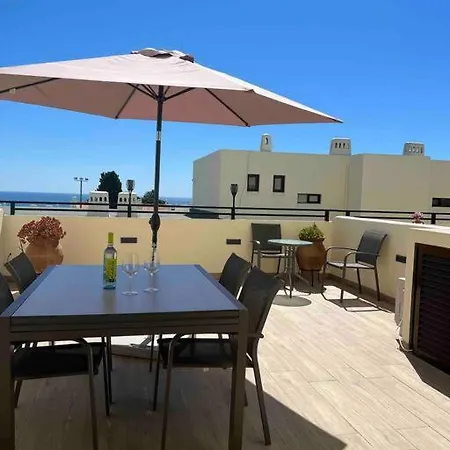 Casa Linda Апартаменты *